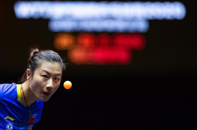 开云下载-丁宁名场面：伦敦罚分委屈落泪 里约夺冠喜极而泣